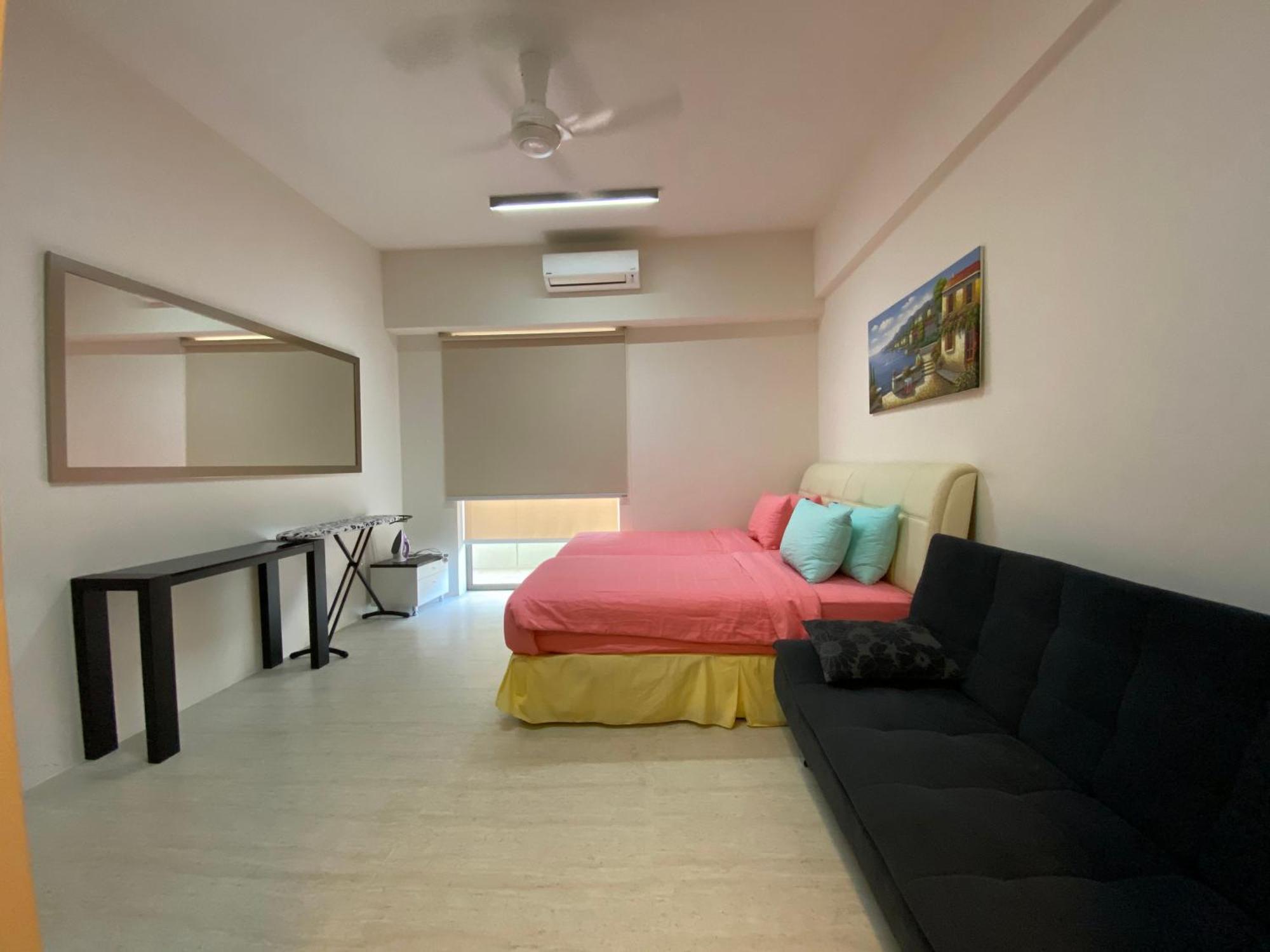 By The Sea @ Cozy Beachfront Home Batu Ferringhi Exterior photo